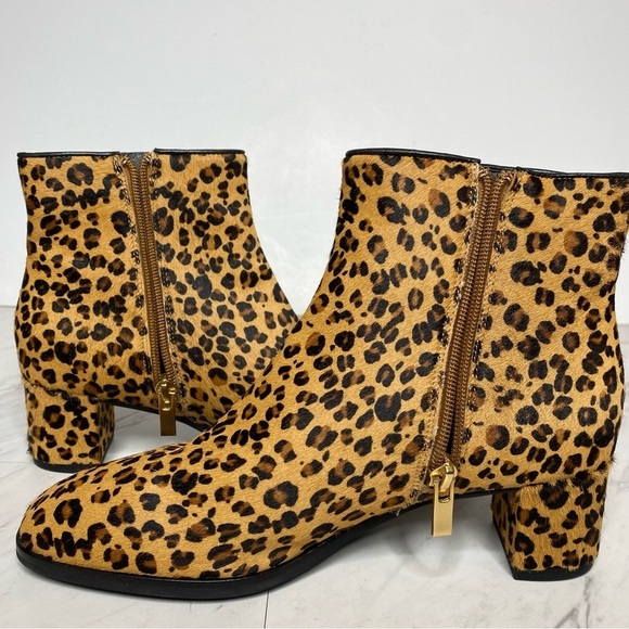 New! Via Spiga Vinson Cheetah Print Cow Fur Bootie 6M - Picture 6 of 15